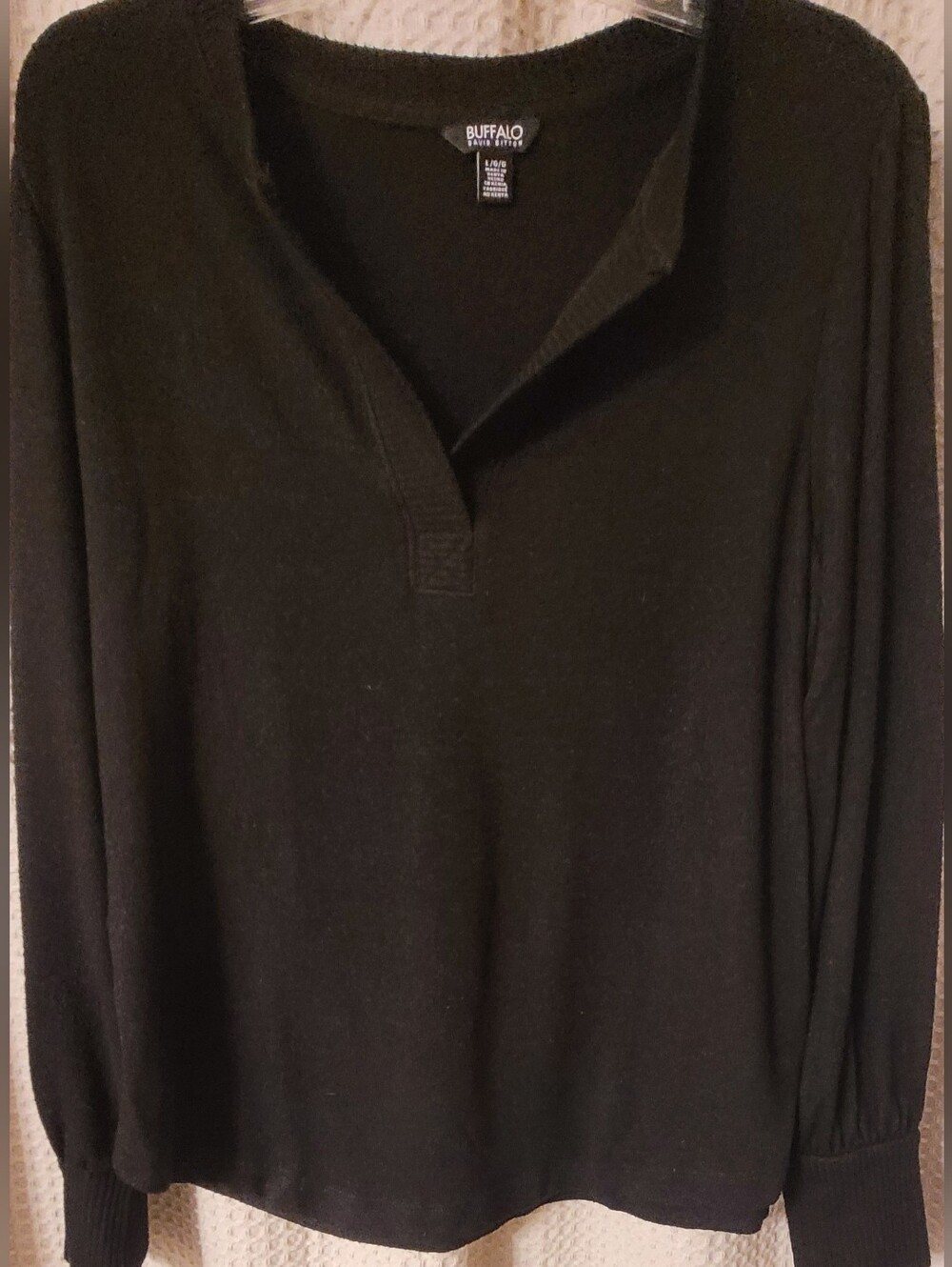 Buffalo David Bitton Black Long Sleeve V-Neck Knit Top, Women's L